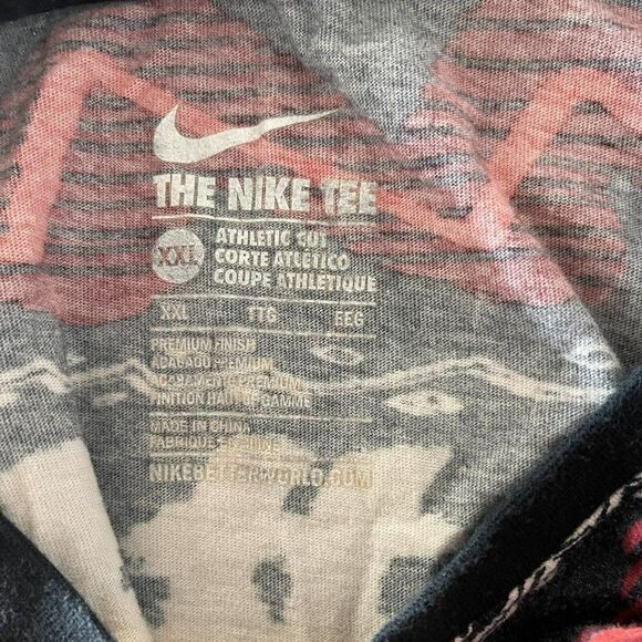 Nike Mens Sportswear Soft Athletic‎ Cut T Shirt All Over Print XXL Red Black - Picture 3 of 5